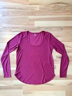 Beyond Yoga Womens Small Pink Berry Scoop Neck Long Sleeve Top Athleisure